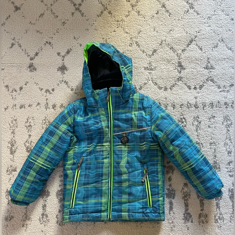 Obermeyer ski jacket. size 6 boys